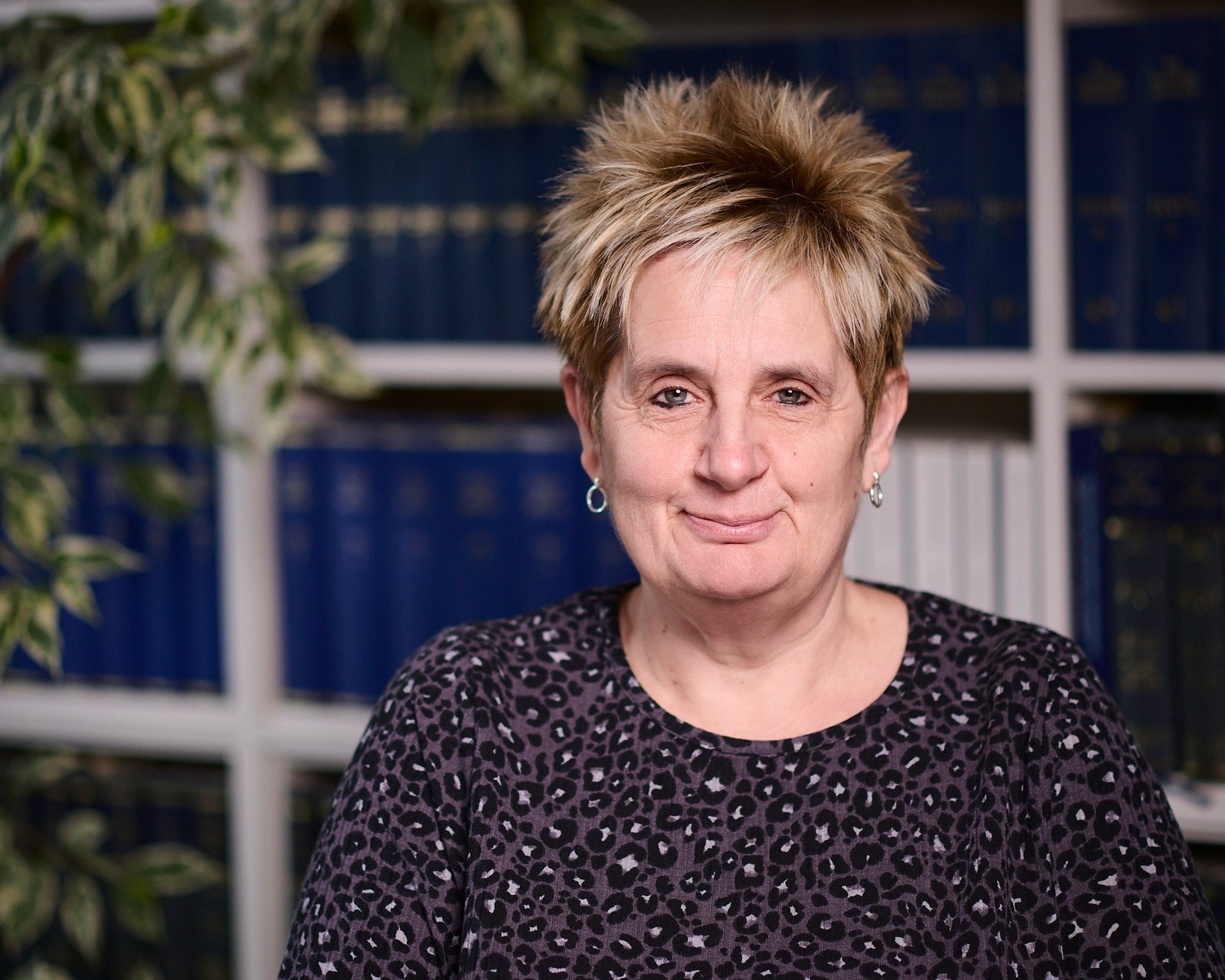 Donna Dray